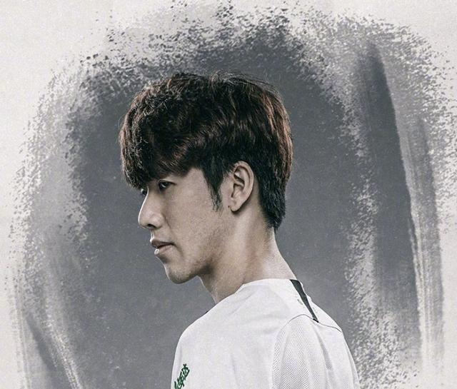 B8 对阵 Imperial ， Heroic 在 BLAST.tv Austin Major 2025 开幕战中与 Chinggis Warriors 交锋